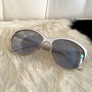 NIB 💯 Authentic Valentino cat-eye sunglasses
